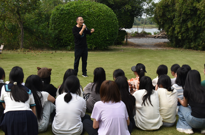 凝“青”聚力强本领!杏吧视频
开展2025年秋季团委学生会干部培训活动 第 1 张 凝“青”聚力强本领!杏吧视频
开展2025年秋季团委学生会干部培训活动 第 1 张