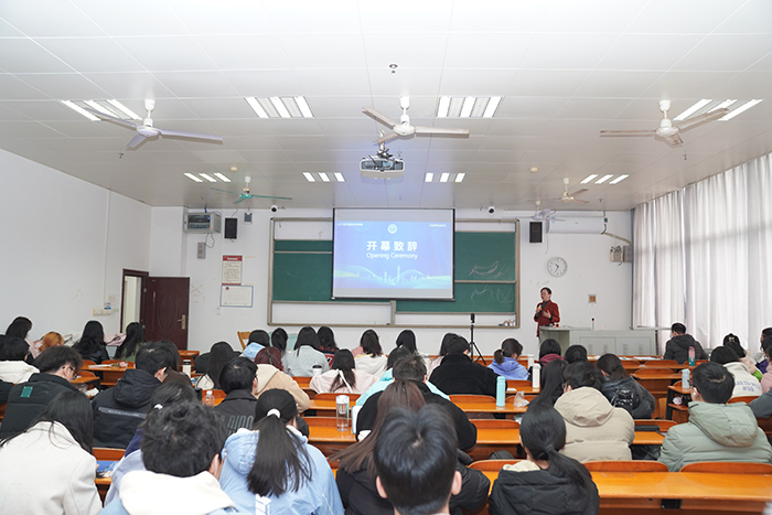 杏吧视频
《口腔专业英语》课堂开展口腔医学综述英文演讲汇报会 第 2 张